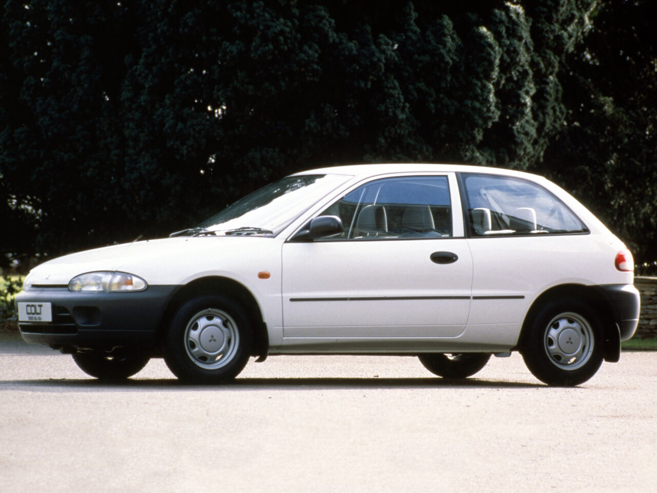 Mitsubishi Colt IV (CA0)