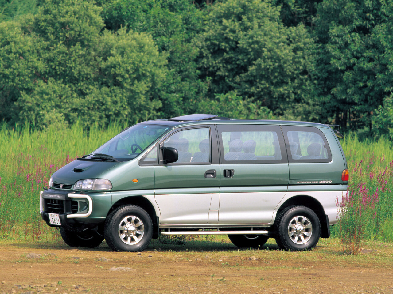 Mitsubishi Delica IV