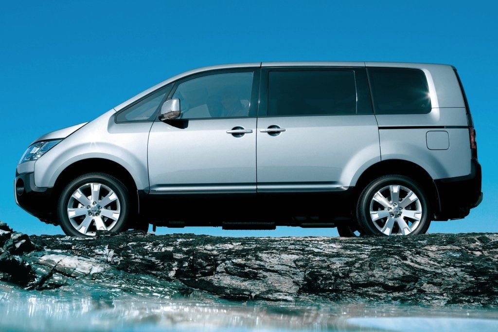 Mitsubishi Delica D:5 I