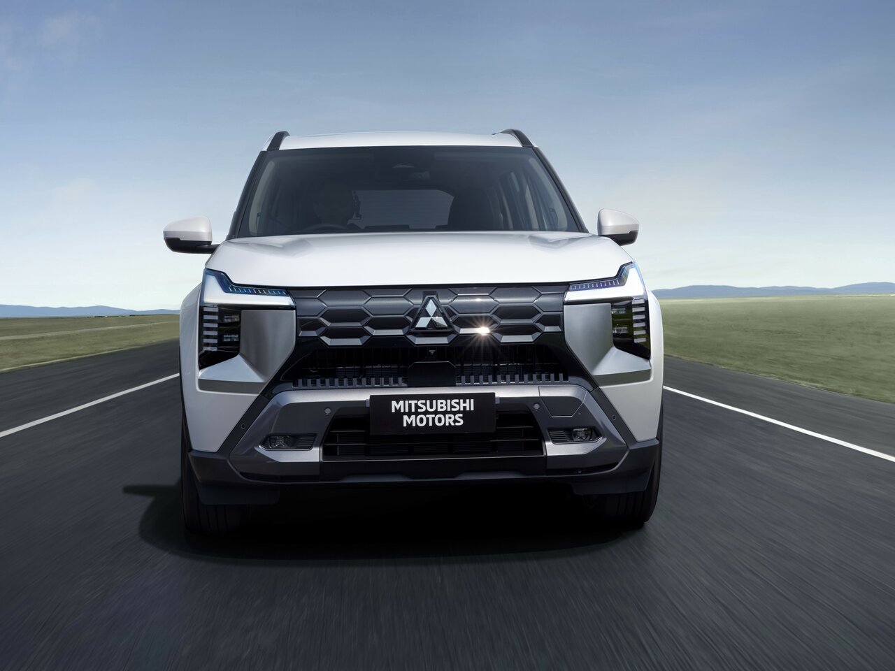 Mitsubishi Destinator Внедорожник 5 дв.