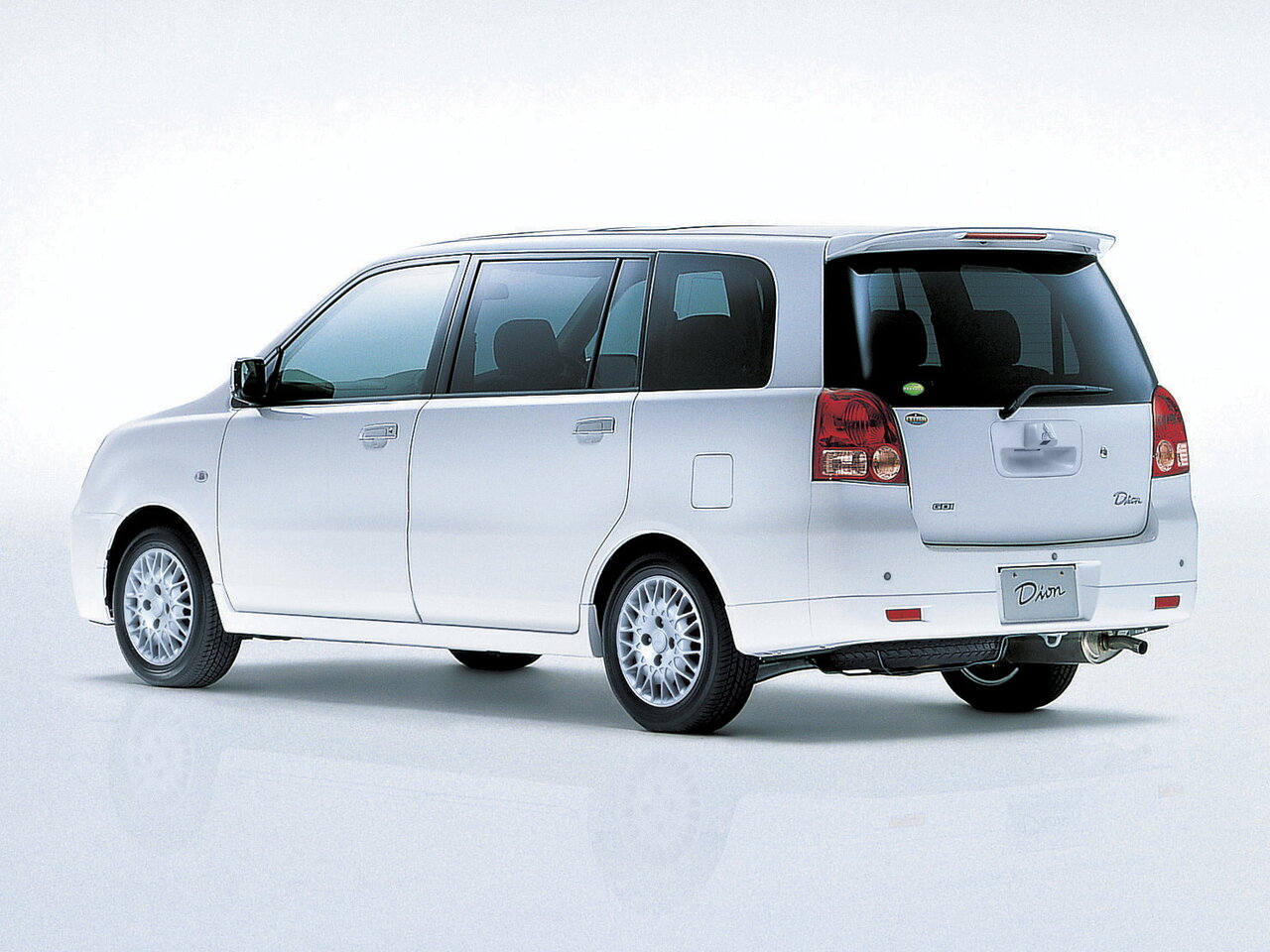 Mitsubishi Dion I Рестайлинг