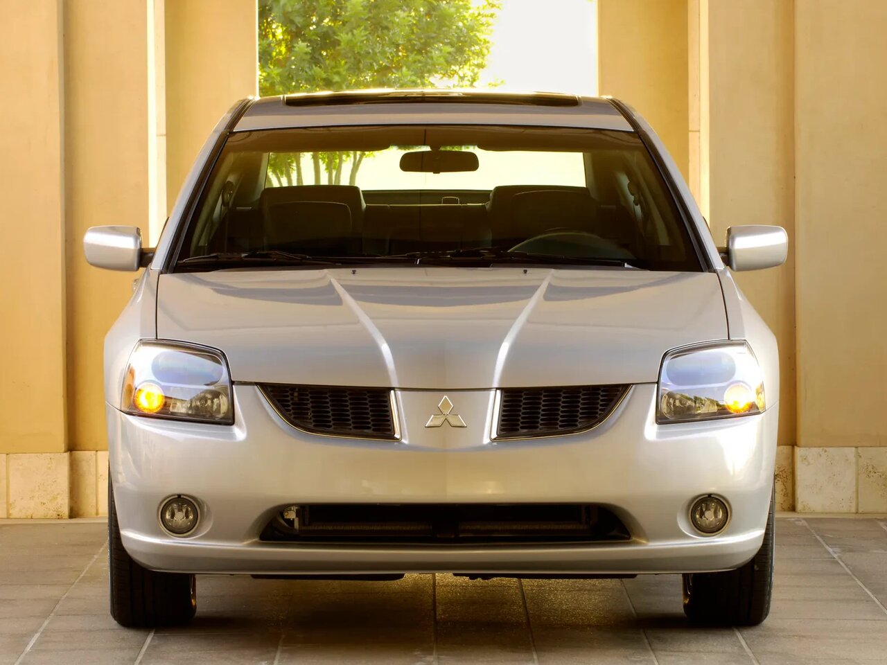 Mitsubishi Galant IX