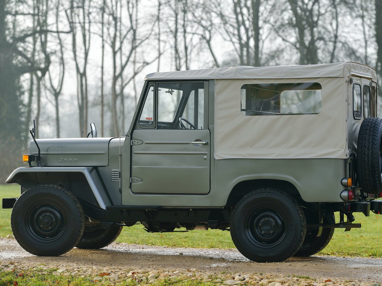 Mitsubishi Jeep J Внедорожник 3 дв.