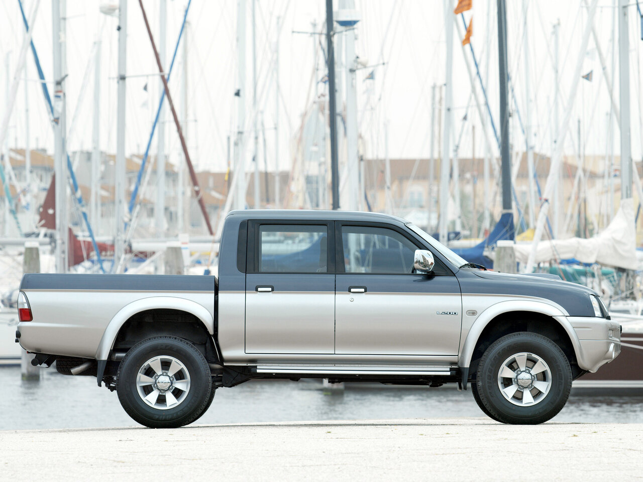 Mitsubishi L200 III