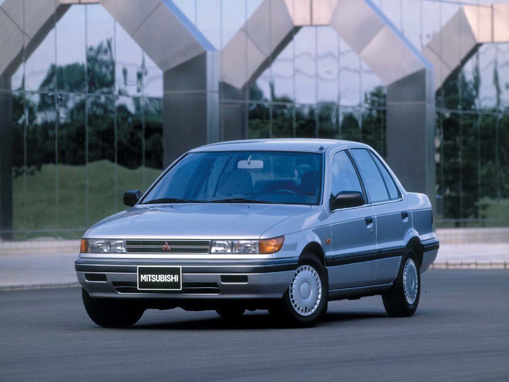 Mitsubishi Lancer V