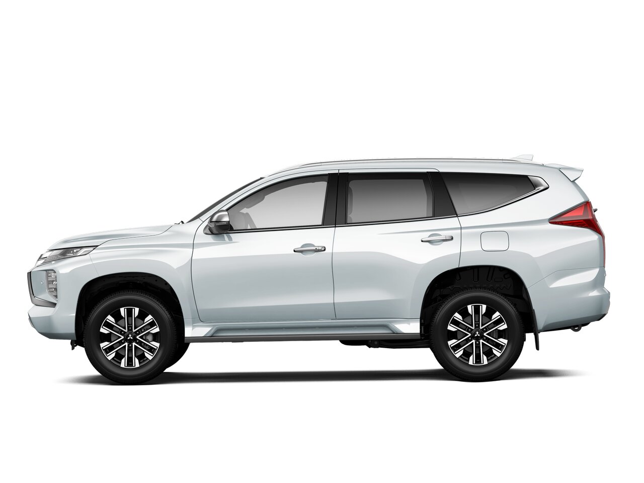 Mitsubishi Montero Sport III Рестайлинг