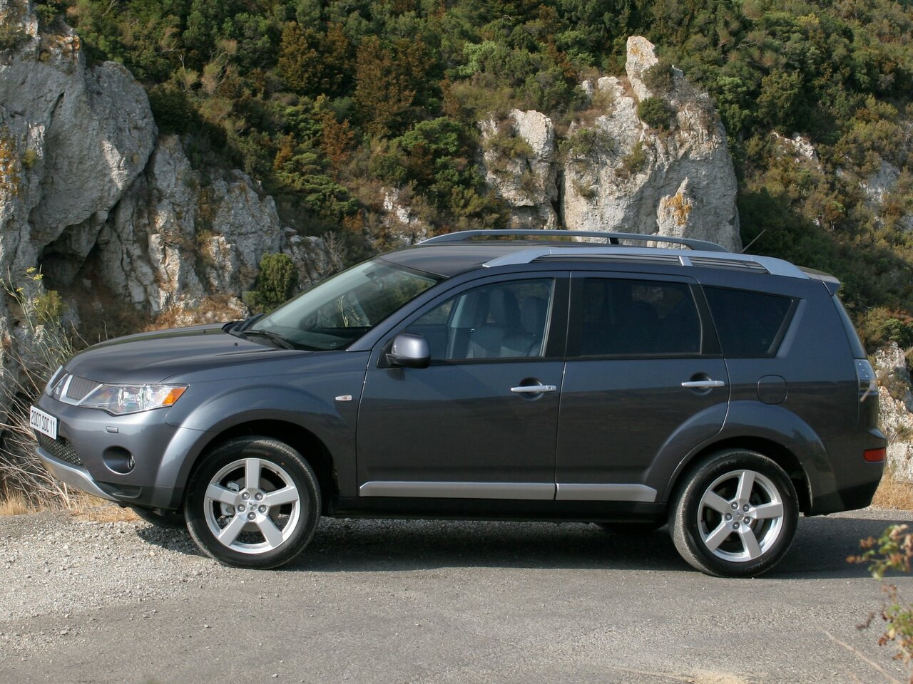 Mitsubishi Outlander II