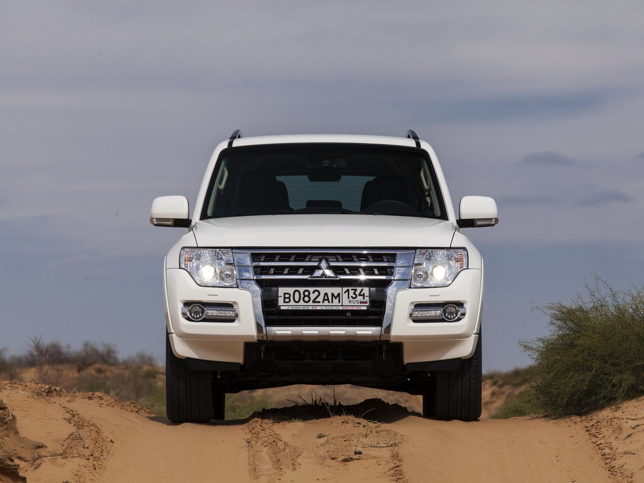 Mitsubishi Pajero IV Рестайлинг 2