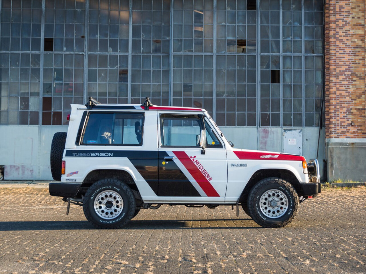 Mitsubishi Pajero I