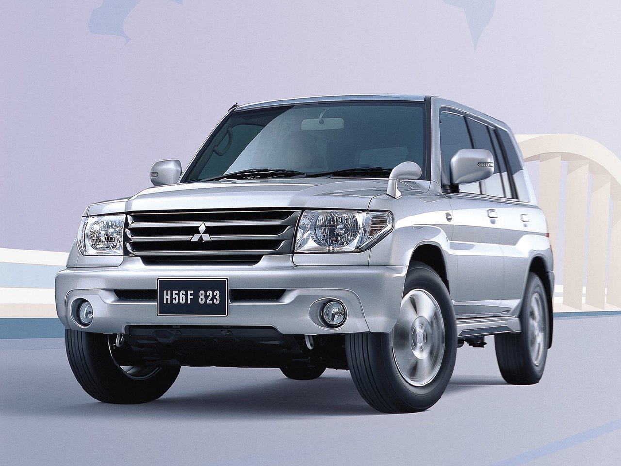 Mitsubishi Pajero iO 1998 – 2007