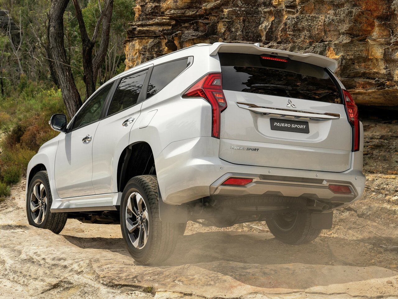 Mitsubishi Pajero Sport III Рестайлинг 2