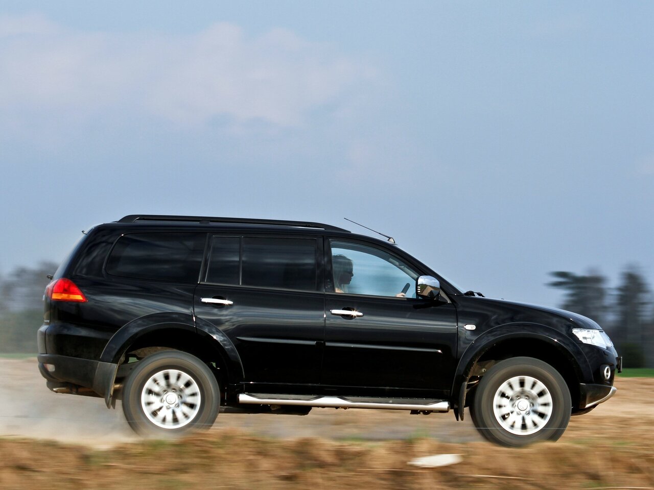 Mitsubishi Pajero Sport II