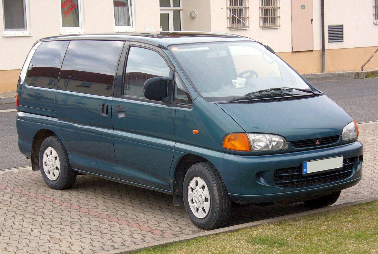 Mitsubishi Space Gear I