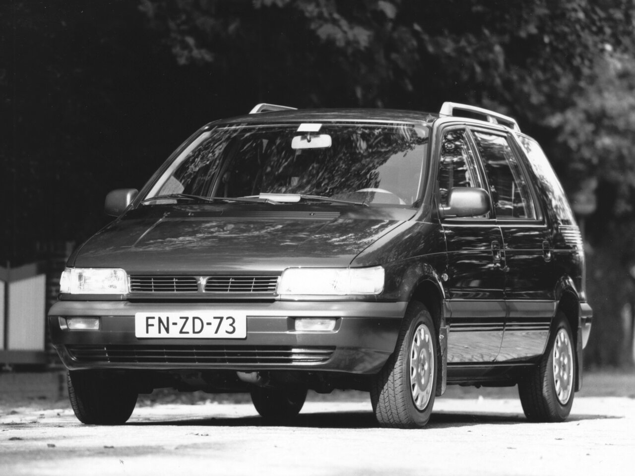 Mitsubishi Space Wagon II