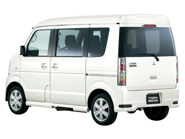 Mitsubishi Town Box II