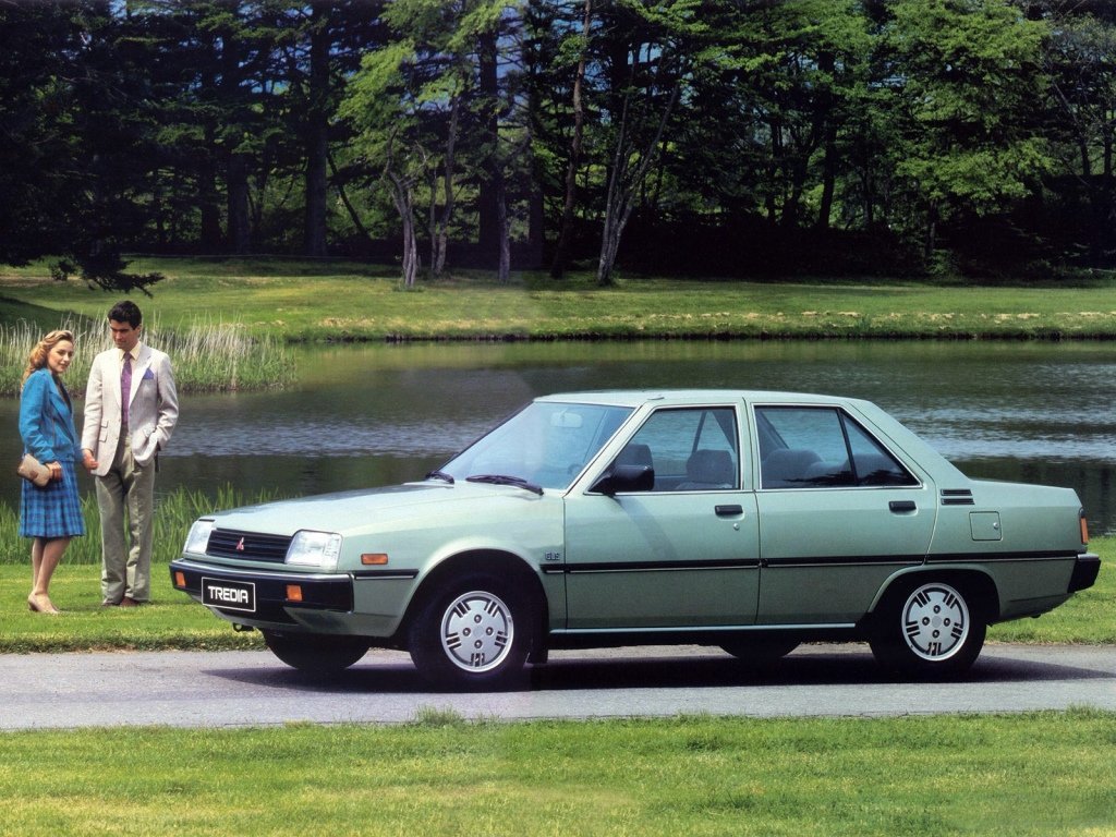 Mitsubishi Tredia Седан