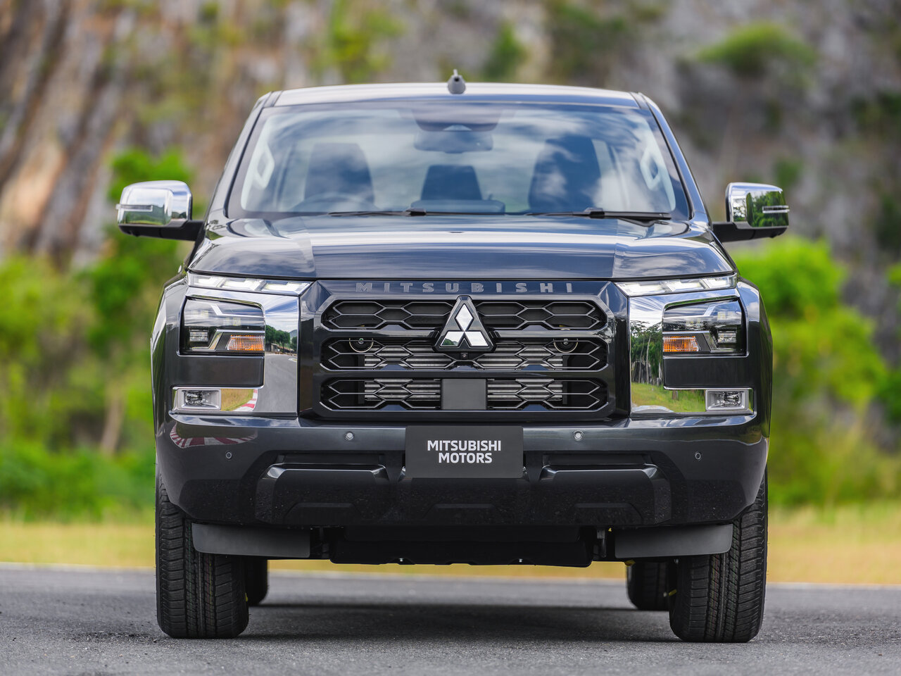 Mitsubishi Triton VI