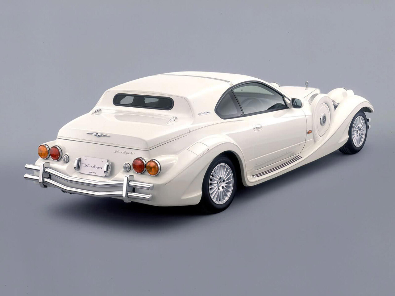 Mitsuoka Le-Seyde II