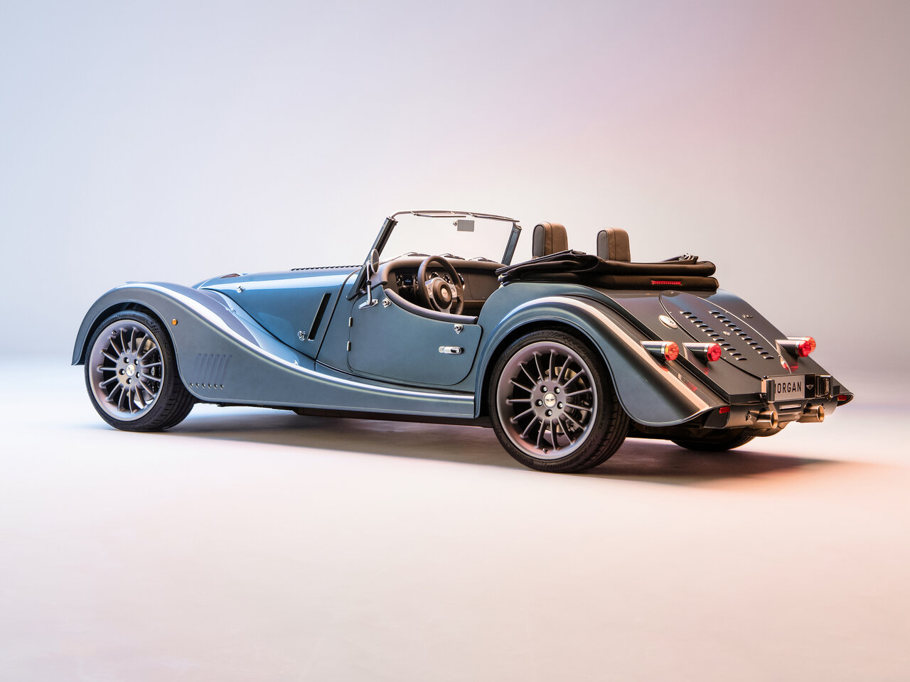 Morgan Plus Six Родстер