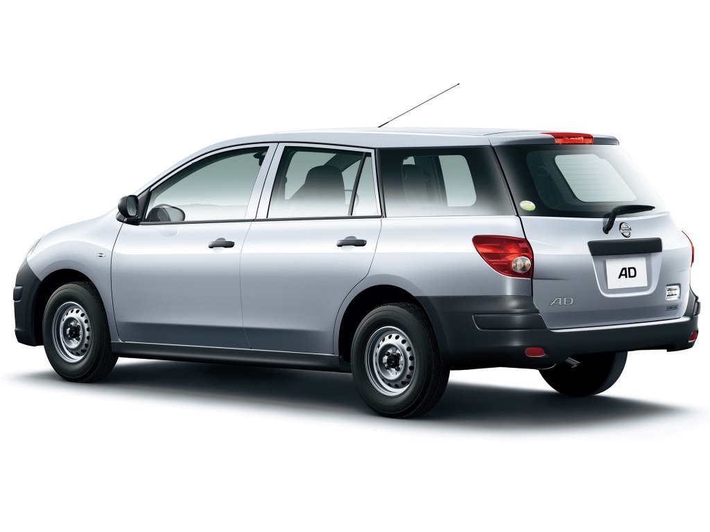 Nissan AD III