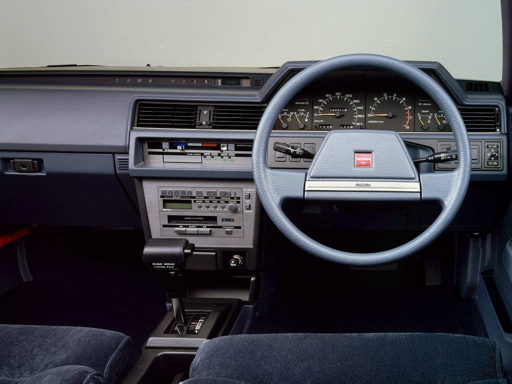 Nissan Bluebird Maxima II (PU11) Рестайлинг