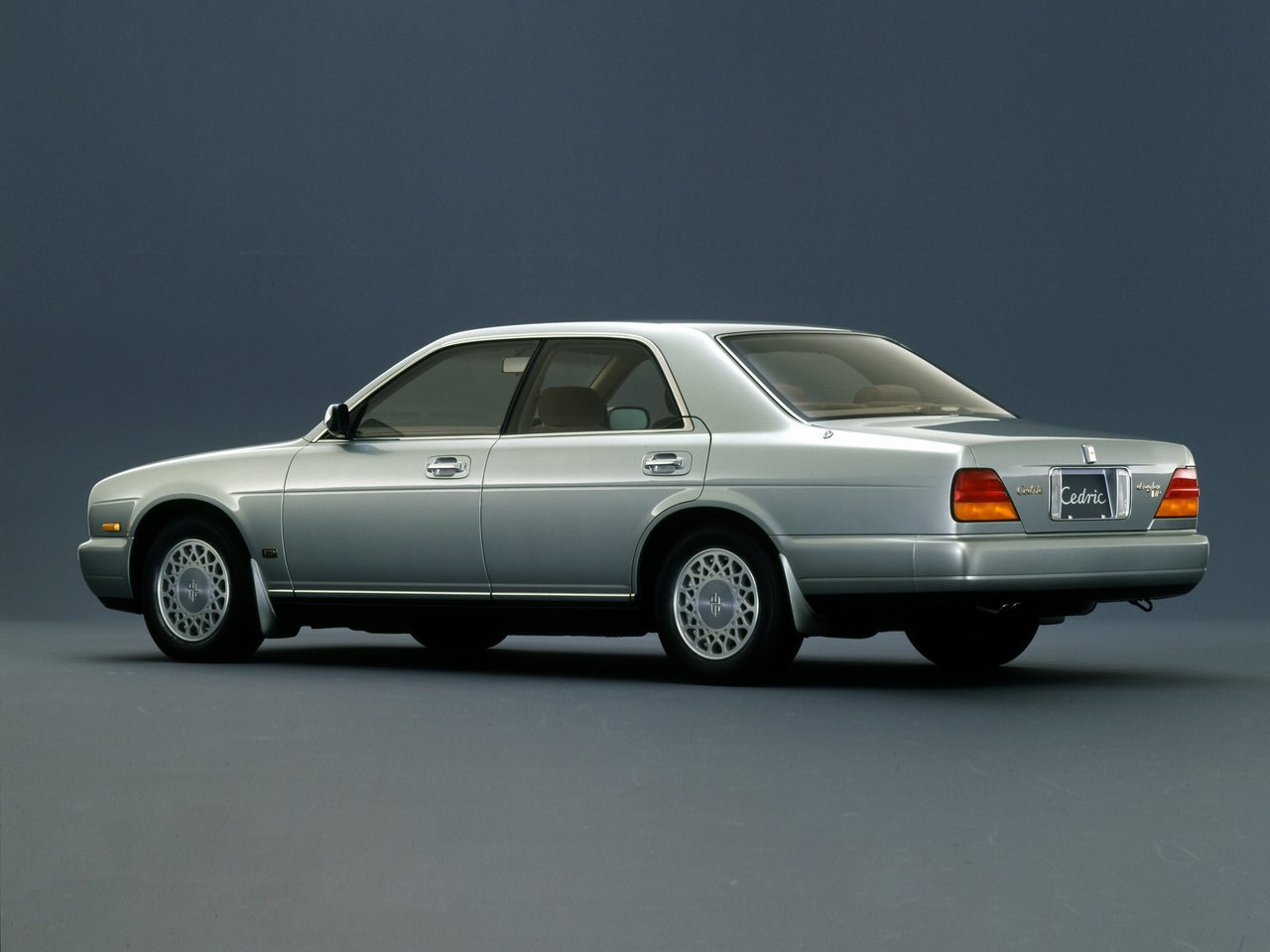Nissan Cedric VIII (Y32)