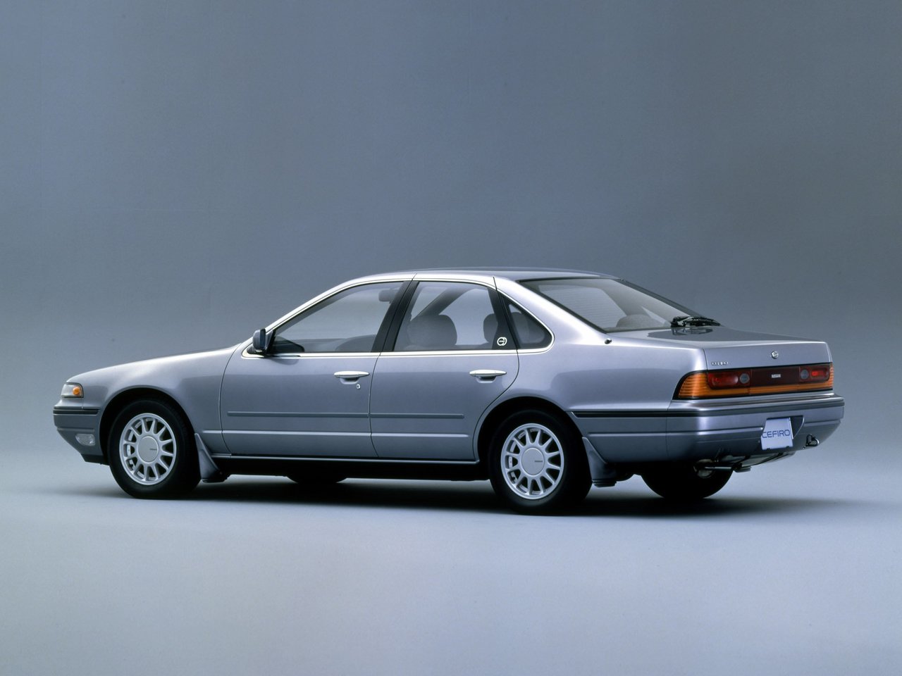 Nissan Cefiro I (A31)