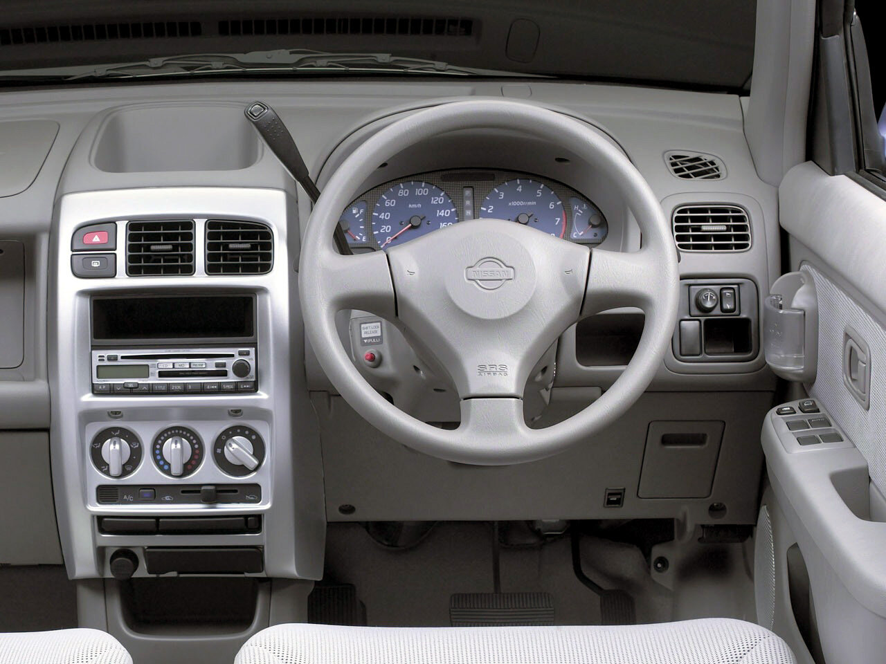 Nissan Cube I Рестайлинг (Z10)