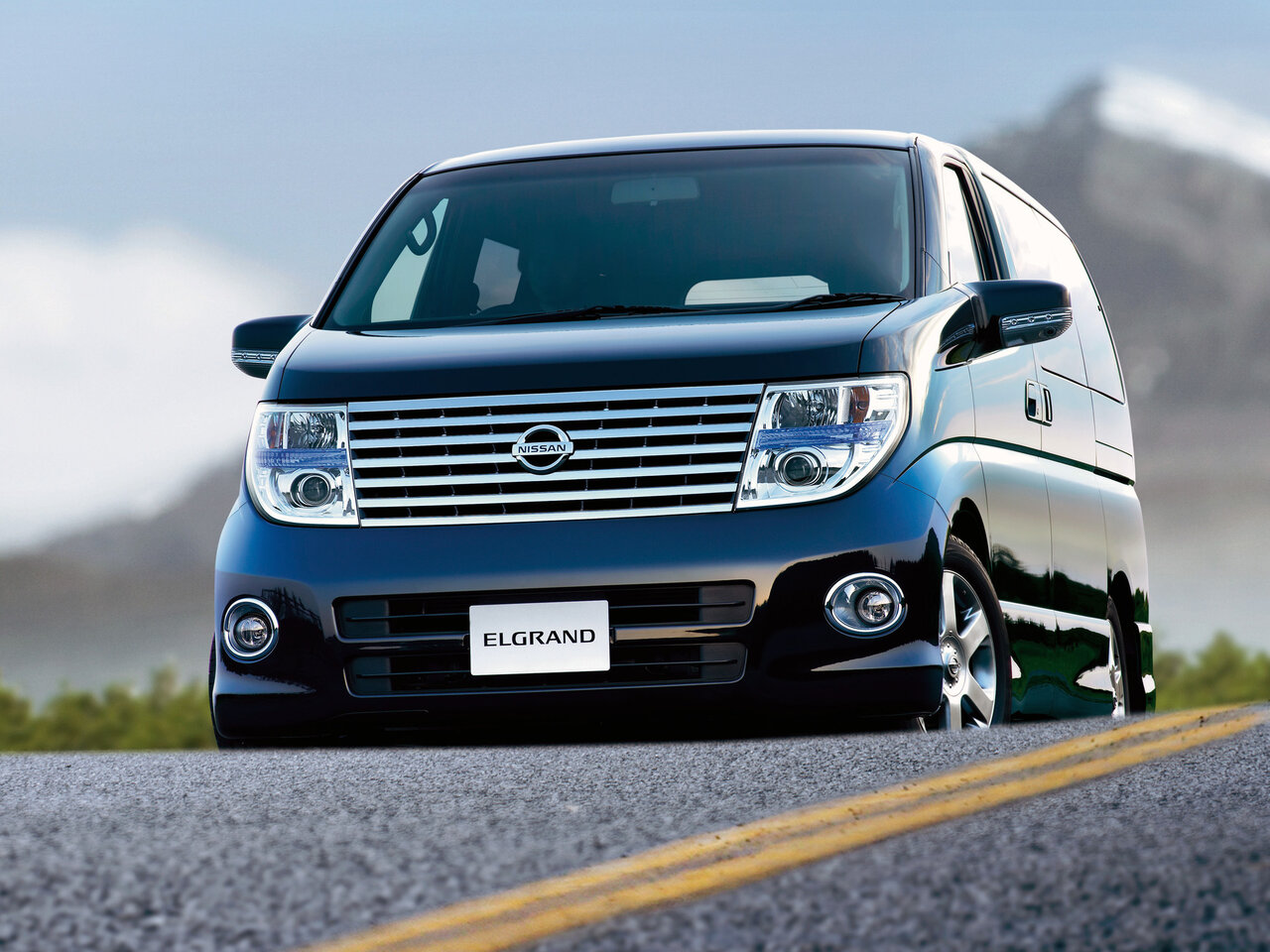 Nissan Elgrand II (E51)