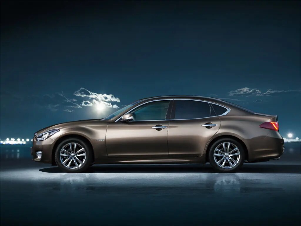 Nissan Fuga II Рестайлинг