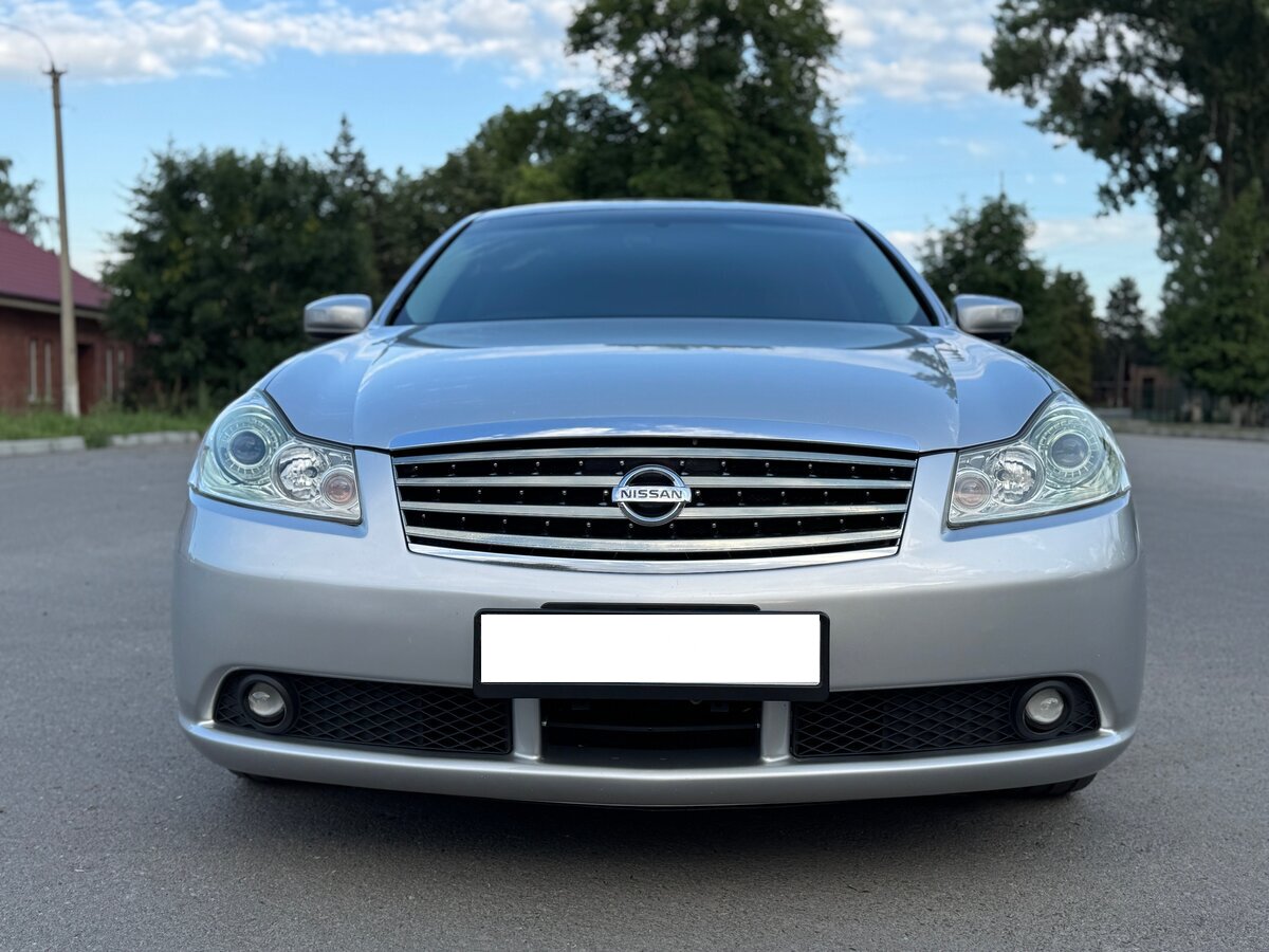 Nissan Fuga I