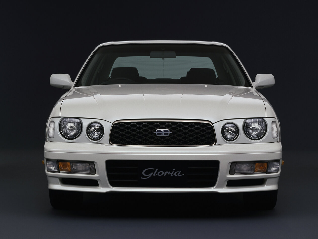 Nissan Gloria X (Y33)