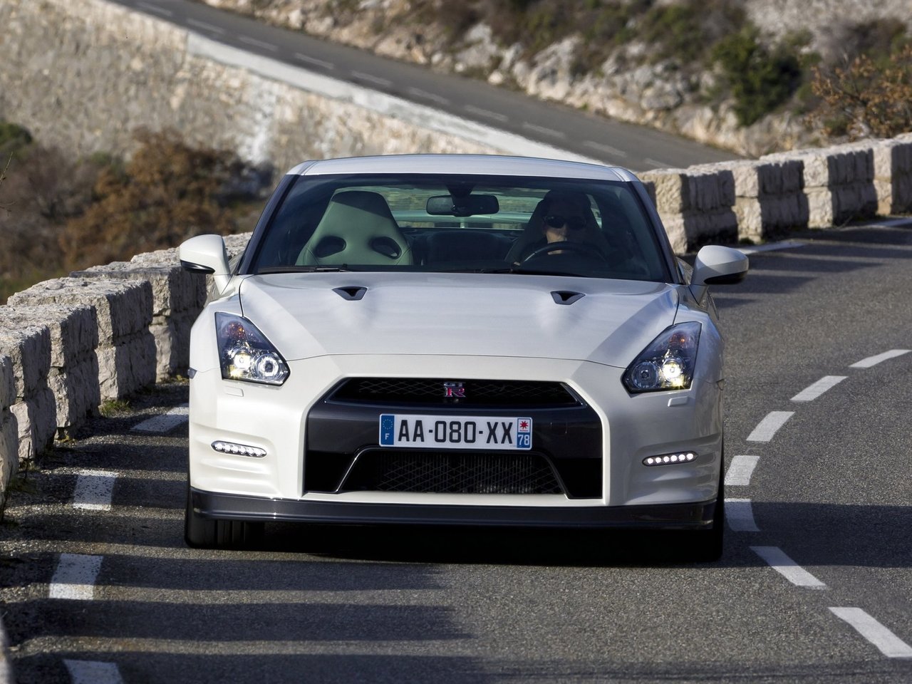 Nissan GT-R I Рестайлинг 1