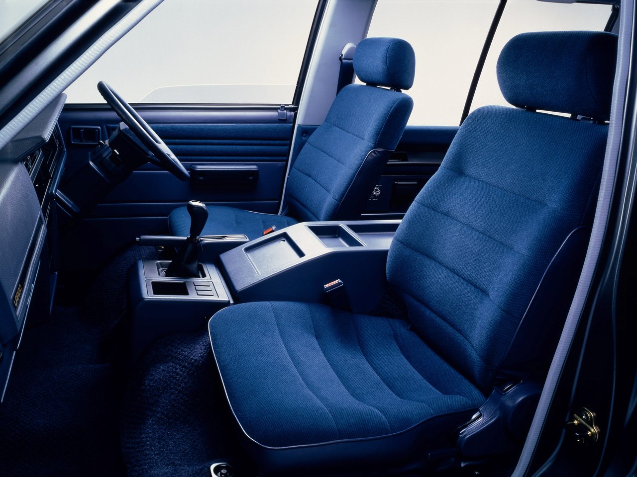 Nissan Largo II (GC22)