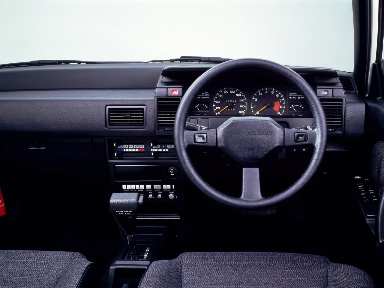 Nissan Liberta Villa II (N13)