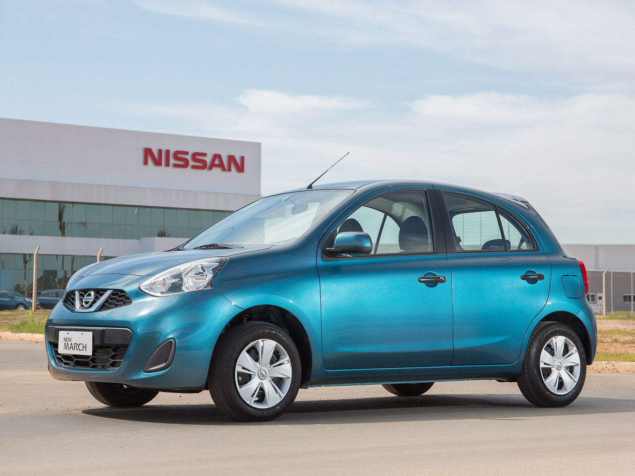 Nissan March IV (K13) Рестайлинг
