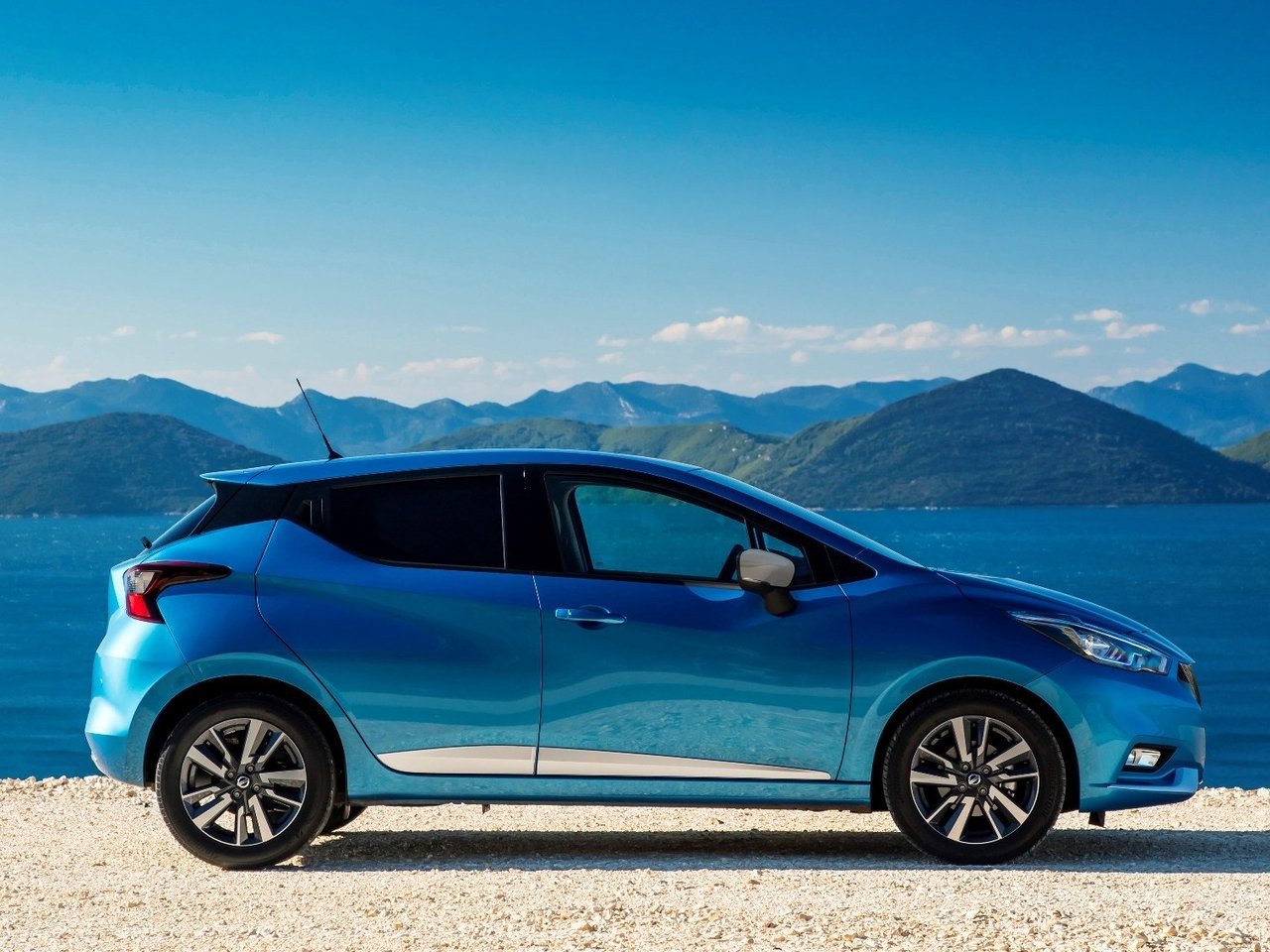 Nissan Micra V