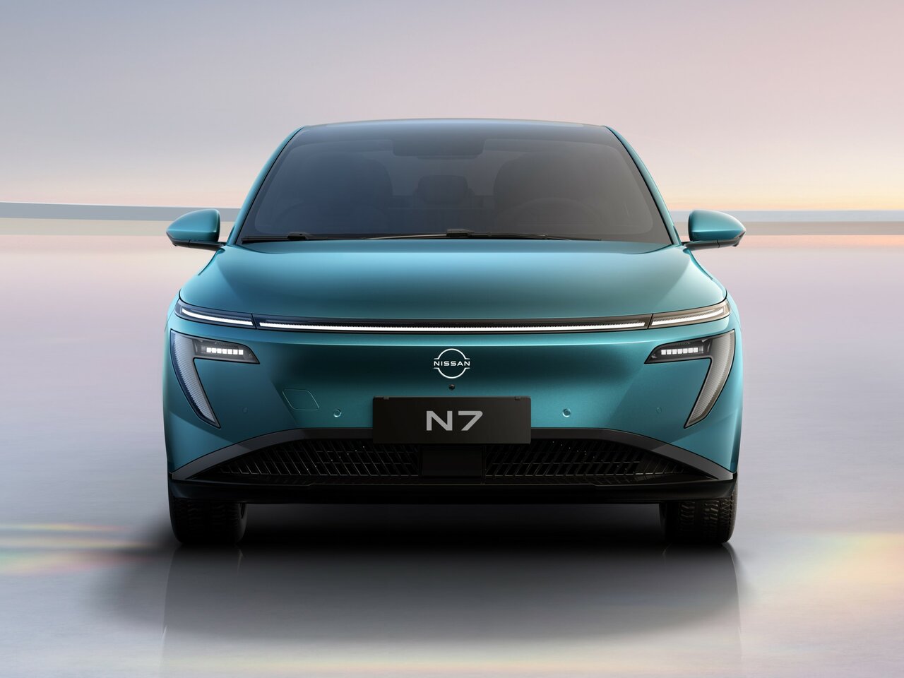 Nissan N7 Седан