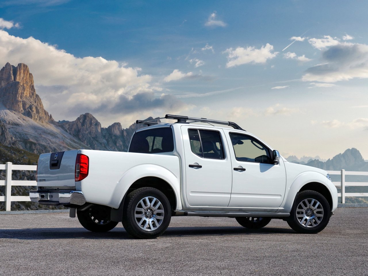 Nissan Navara (Frontier) III (D40) Рестайлинг