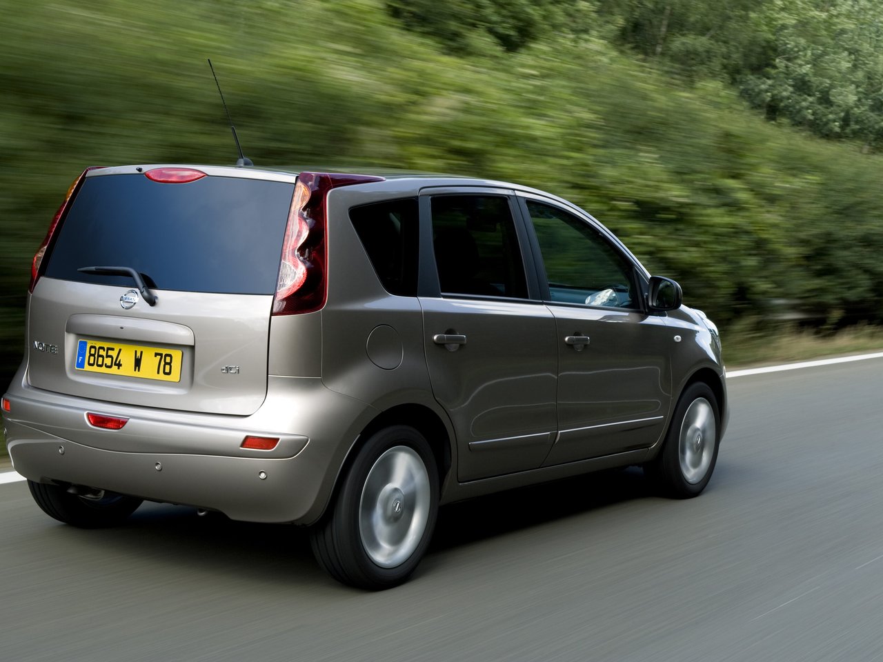 Nissan Note I Рестайлинг