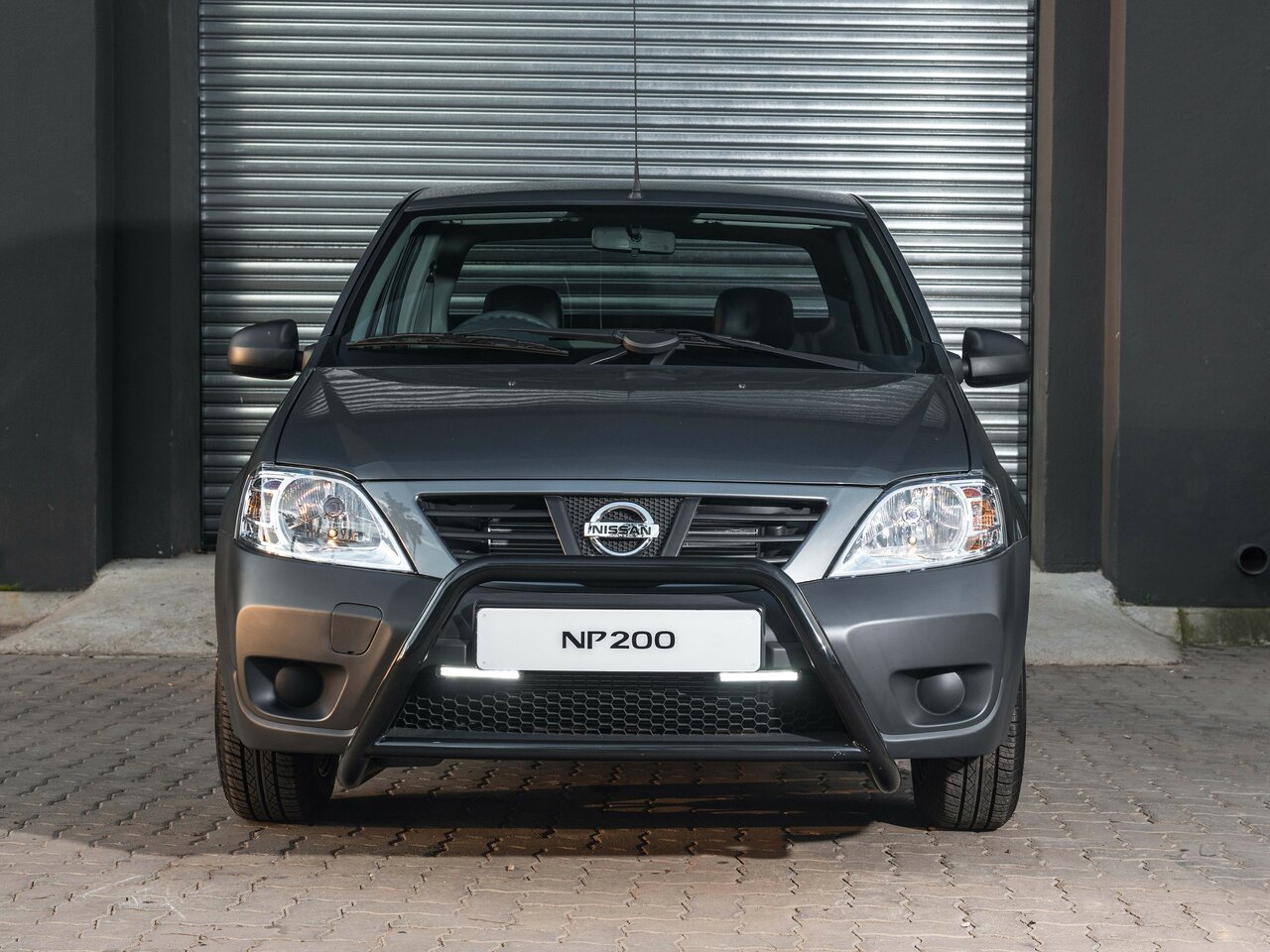 Nissan NP200 Пикап Одинарная кабина