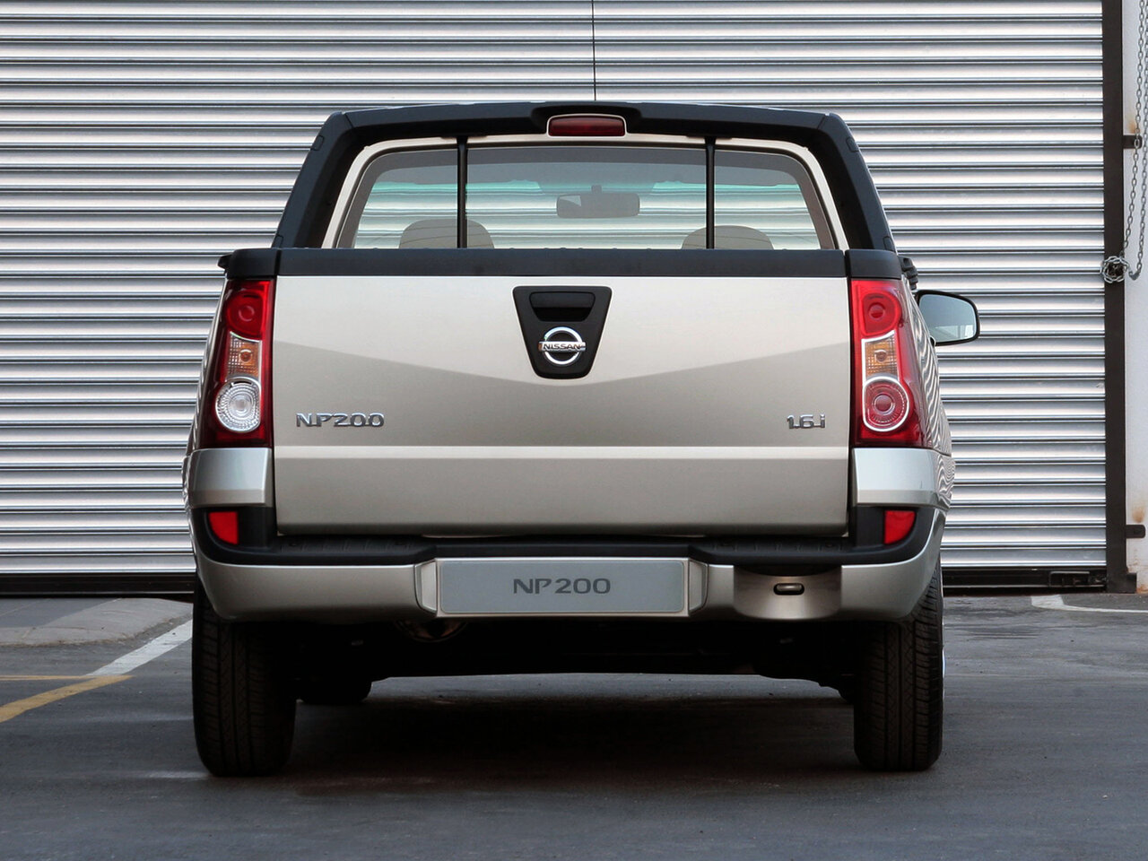 Nissan NP200 Пикап Одинарная кабина
