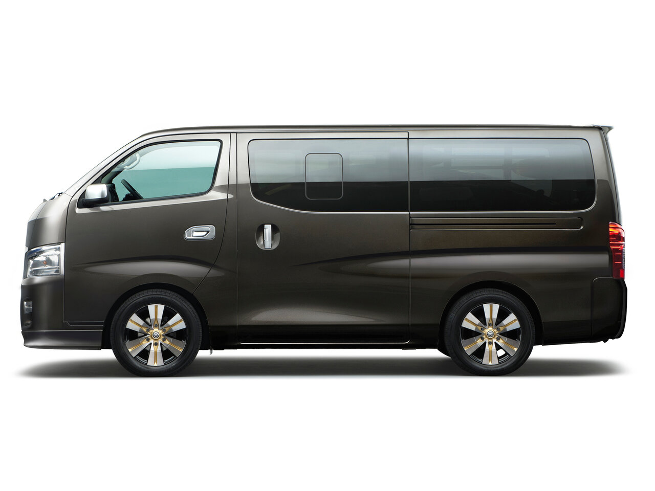 Nissan NV350 Caravan I