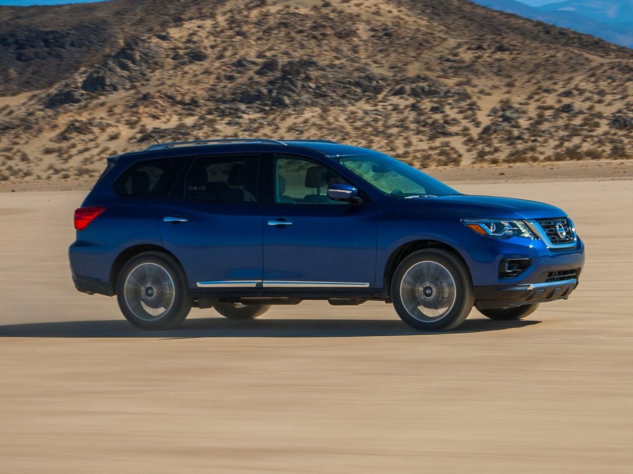 Nissan Pathfinder IV Рестайлинг