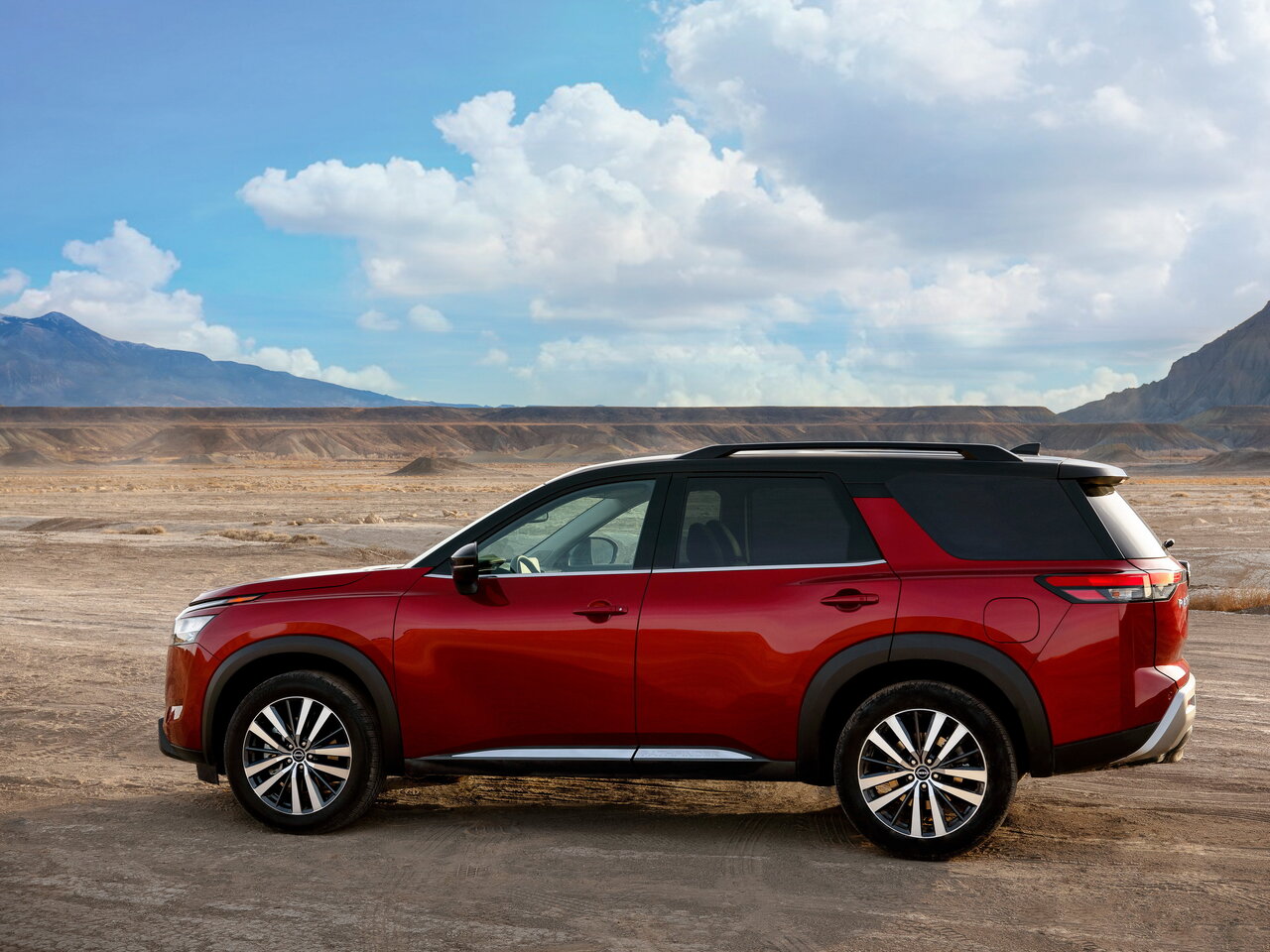Nissan Pathfinder V