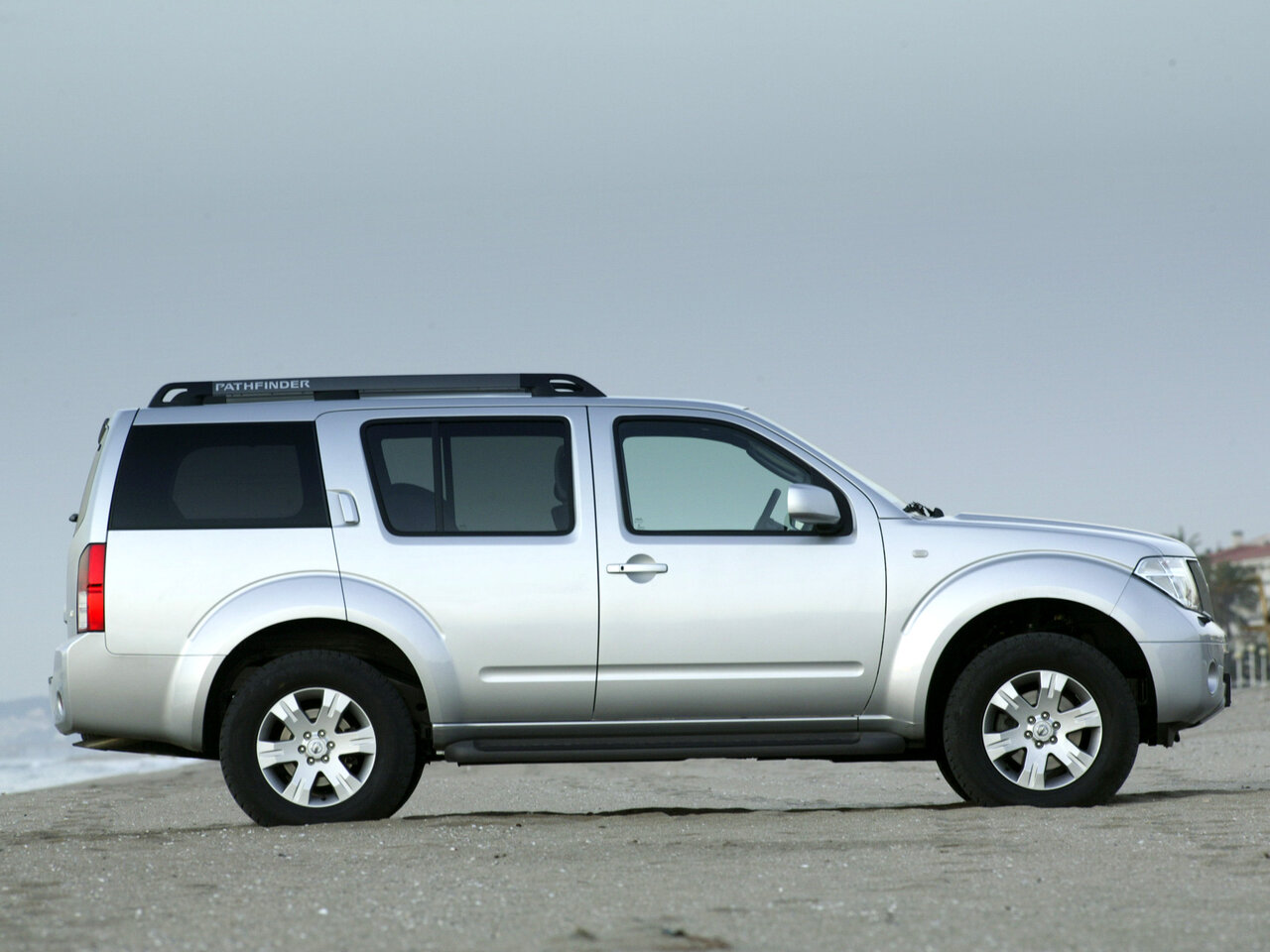 Nissan Pathfinder III