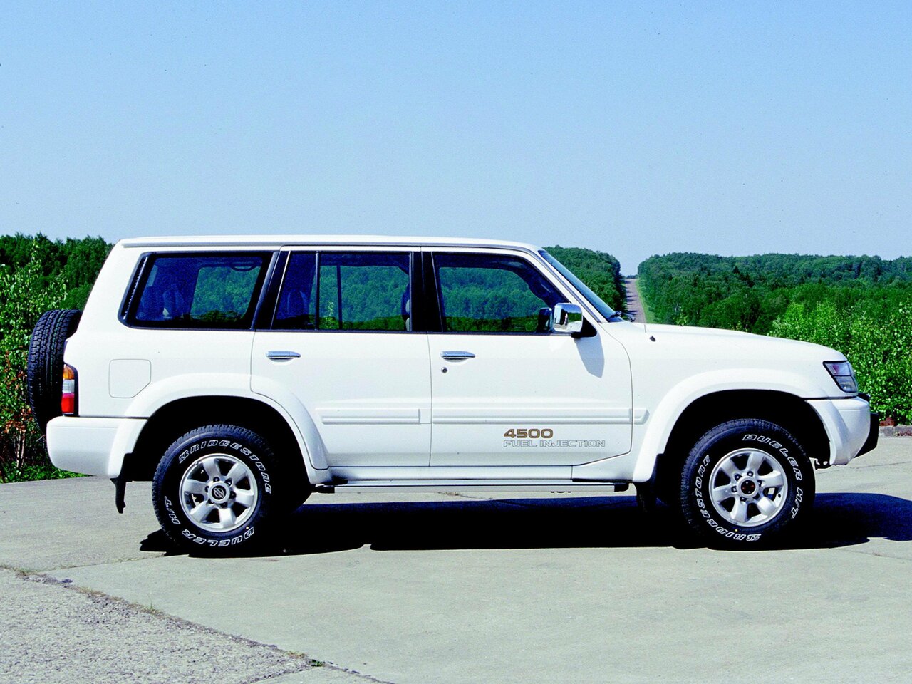 Nissan Patrol V (Y61)