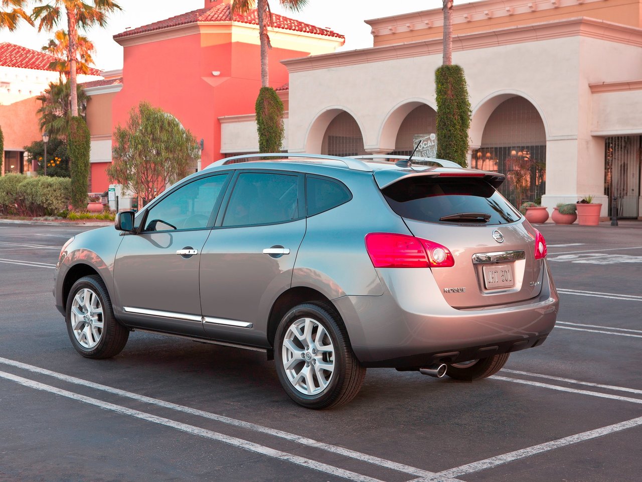 Nissan Rogue I Рестайлинг
