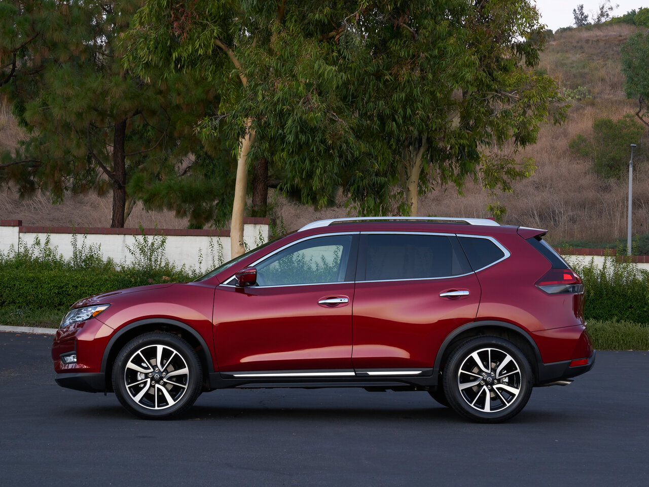 Nissan Rogue II Рестайлинг
