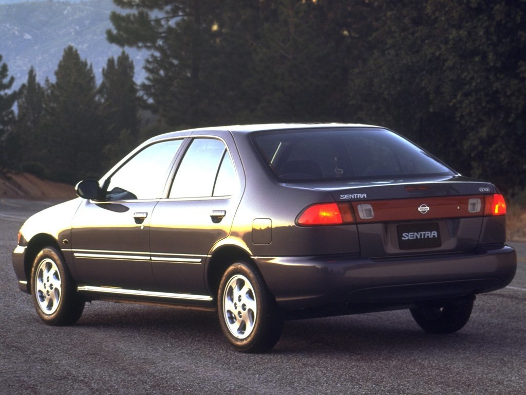 Nissan Sentra IV (B14)
